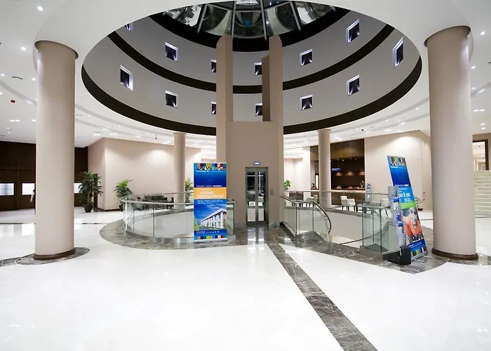 安卡拉农场费内巴切体育俱乐部酒店 酒店 Golbası